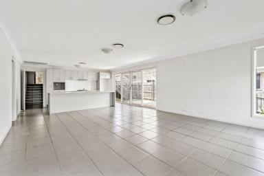 House For Sale - NSW - Goulburn - 2580 - Elevated Family Living in Ravensworth Heights  (Image 2)