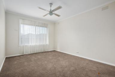 Unit For Lease - VIC - Mentone - 3194 - Central Mentone | New Carpet | Spacious Unit  (Image 2)