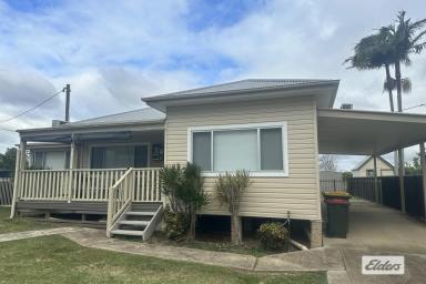 House For Lease - NSW - Glenthorne - 2430 - RIVERFRONT LIVING WITH STUNNING VIEWS  (Image 2)