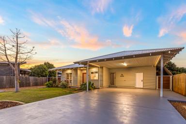 House For Sale - WA - Cable Beach - 6726 - Modern Luxury in Exclusive Sunset Rise  (Image 2)
