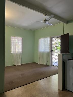 House For Lease - QLD - Bucasia - 4750 - Quiet low maintenance 1 bedroom unit in Bucasia (Image 2)