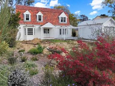 House For Sale - VIC - Bairnsdale - 3875 - QUALITY DOWNTOWN HOME  (Image 2)