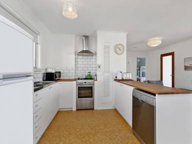 House For Lease - VIC - Apollo Bay - 3233 - Comfortable Coastal Living in a Convenient Apollo Bay Location (Image 2)
