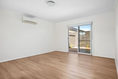 Unit For Lease - VIC - Chelsea - 3196 - STYLISH LIVING | CHELSEA LOCATION | LOW MAINTENANCE (Image 2)