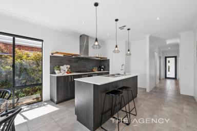 House For Sale - WA - Coolbellup - 6163 - Modern - Move-In Ready - Family Living! (Image 2)