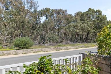 House For Sale - WA - Ellenbrook - 6069 - View, Parks, School!!  (Image 2)