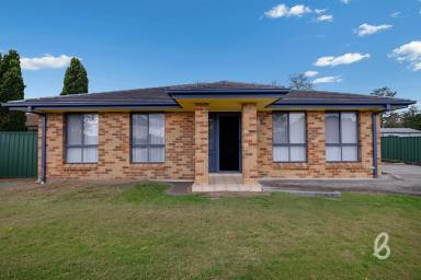Duplex/Semi-detached For Sale - NSW - East Branxton - 2335 - Low Maintenance Living  (Image 2)