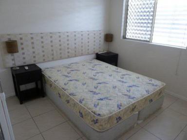 Unit For Lease - QLD - Cairns North - 4870 - SPACIOUS FURNISHED UNIT FOR RENT  (Image 2)