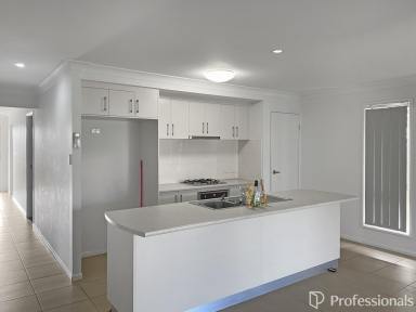 House For Sale - QLD - Blacks Beach - 4740 - Spacious Family Home in Prime Location - Strong Investment Opportunity! (Image 2)