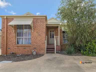 Unit For Sale - VIC - Echuca - 3564 - River, Sunshine & Easy Living – Spacious, Private & Low Maintenance  (Image 2)