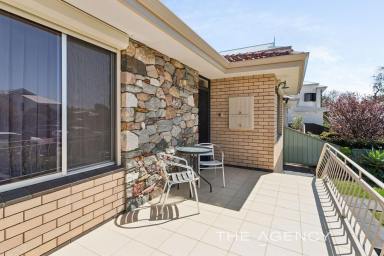 House For Sale - WA - Mount Hawthorn - 6016 - CONTACT AGENT FOR DETAILS (Image 2)