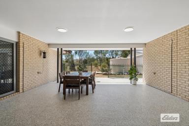 House For Sale - QLD - Plainland - 4341 - Luxury is SIZE!  (Image 2)