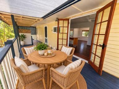 House For Sale - QLD - Macleay Island - 4184 - Queenslander with Water Glimpses and Dual Living Potential (Image 2)