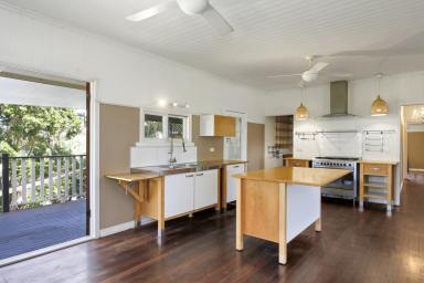 House For Sale - QLD - Macleay Island - 4184 - Queenslander with Water Glimpses and Dual Living Potential (Image 2)