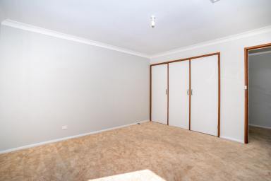 House For Lease - NSW - Forest Hill - 2651 - Spacious Family Home in Quiet Forest Hill Setting (Image 2)