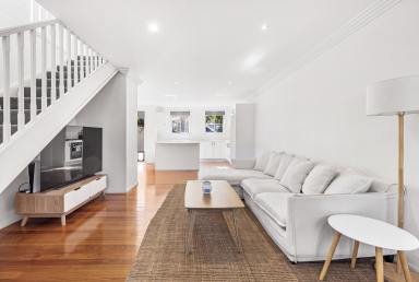 Townhouse For Sale - NSW - Kiama - 2533 - Lifestyle - Location - Low Maintenance (Image 2)