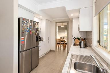 House For Sale - VIC - Rochester - 3561 - SPACIOUS BRICK VENEER HOME WITH EXCEPTIONAL SHEDDING & ROOM TO MOVE (Image 2)