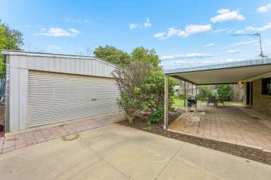 House For Sale - VIC - Mildura - 3500 - SPACE BUILT FOR FAMILIES  (Image 2)