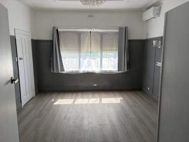 House For Lease - VIC - Hamilton - 3300 - Quality Home in a Great Location  (Image 2)