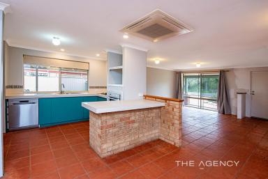 House For Sale - WA - Broadwater - 6280 - A Work in Progress. (Image 2)