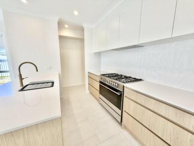 House For Lease - NSW - Old Bar - 2430 - Spacious Modern Home with Media Room  (Image 2)