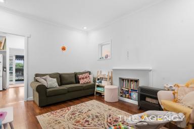 House For Sale - WA - Cloverdale - 6105 - Character, Comfort and Space to Enjoy!  (Image 2)