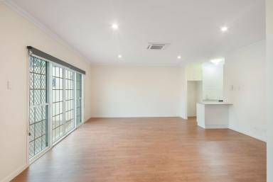 Unit For Lease - QLD - Harristown - 4350 - PRIVATE 1 BEDROOM STUDIO  (Image 2)