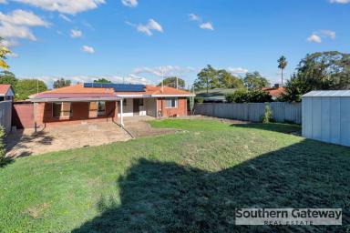 House For Sale - WA - Parmelia - 6167 - OLD-SCHOOL CHARM, FRESH NEW LOOK! (Image 2)