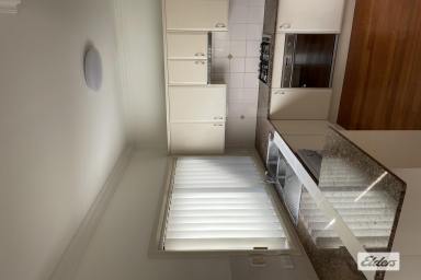 Townhouse For Lease - NSW - Wollongong - 2500 - MODERN 3 BEDROOM TOWNHOUSE - WALK TO THE HOSPITAL  (Image 2)