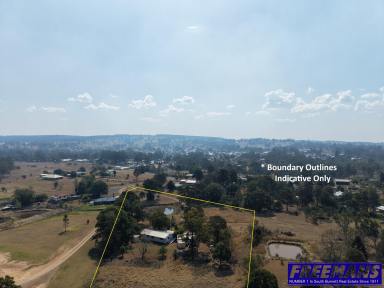 House For Sale - QLD - Yarraman - 4614 - Private Acreage Retreat With Town Water - Suit Horses  (Image 2)