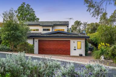 House For Sale - WA - Gooseberry Hill - 6076 - Architecturally Designed Hills Residence with Sweeping Valley Views (Image 2)