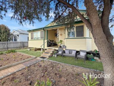 House For Sale - NSW - Inverell - 2360 - Comfortable Family Home on Belgravia  (Image 2)