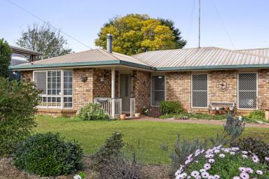 House Sold - QLD - Newtown - 4350 - Welcome Home to Poinciana Street (Image 2)