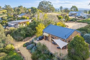 Lifestyle For Sale - NSW - Canowindra - 2804 - Outstanding Views & Opportunity with 4 Areas of Occupancy  (Image 2)