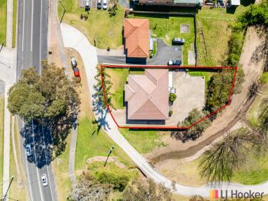 Office(s) Auction - NSW - Moruya - 2537 - COMMERCIAL WITH OPTIONS (Image 2)