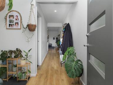 House For Sale - VIC - Lucknow - 3875 - MODERN INVESTMENT IN LUCKNOW WITH IMMEDIATE RET  (Image 2)