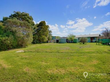 House For Sale - VIC - Hedley - 3967 - FARM HOUSE WITH NO NEIGHBOURS  (Image 2)
