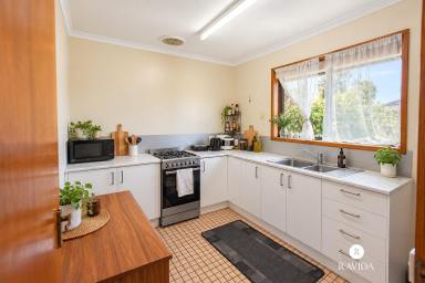 Unit For Lease - VIC - Wangaratta - 3677 - Easy Living in a Convenient Wangaratta Location  (Image 2)