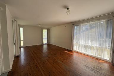 House For Lease - NSW - Raymond Terrace - 2324 - Comfortable Family Home with Spacious Yard  (Image 2)