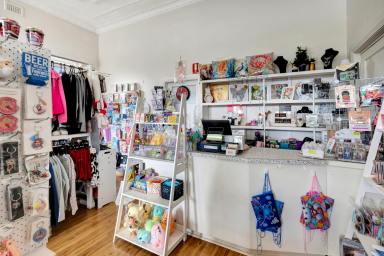 House For Sale - NSW - Dunedoo - 2844 - COMMERCIAL OPPORTUNITY IN PRIME POSITION  (Image 2)
