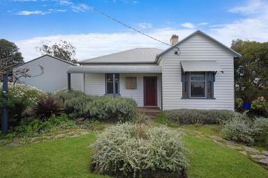 House For Sale - VIC - Macarthur - 3286 - Quaint country living  (Image 2)