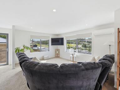 House For Sale - TAS - Geilston Bay - 7015 - Calming Rural Outlook (Image 2)