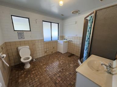 Apartment For Lease - NSW - Clarenza - 2460 - Comfortable 3-Bedroom Apartment with Air Conditioning  (Image 2)
