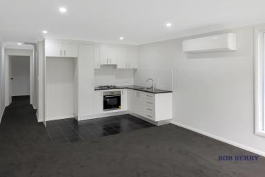 Duplex/Semi-detached For Lease - NSW - Dubbo - 2830 - Neat One-Bedroom Home with Low-Maintenance Yard (Image 2)