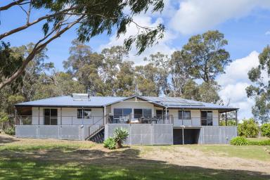 Farmlet For Sale - WA - Osmington - 6285 - WHERE NATURE, HISTORY & COUNTRY LIVING MEET (Image 2)