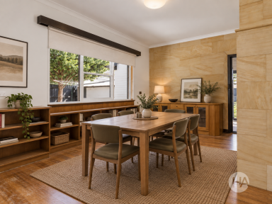 House For Sale - VIC - Mount Eliza - 3930 - A Prime Beachside Location with Outstanding Potential  (Image 2)
