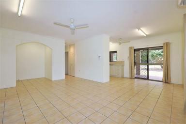 House For Lease - QLD - Earlville - 4870 - Fully Air Conditioned Two Bedroom Home with Huge Fenced Yard  (Image 2)