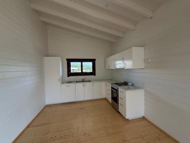 House For Sale - QLD - Russell Island - 4184 - NEW Charming Island Bungalow, Near Wahine Boat Ramp  (Image 2)