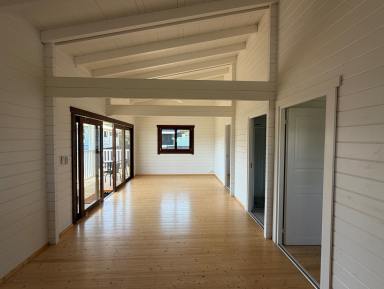 House For Sale - QLD - Russell Island - 4184 - NEW Charming Island Bungalow, Near Wahine Boat Ramp  (Image 2)