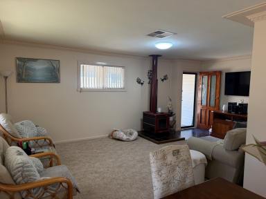 House For Sale - NSW - Inverell - 2360 - Ideal First Home  (Image 2)
